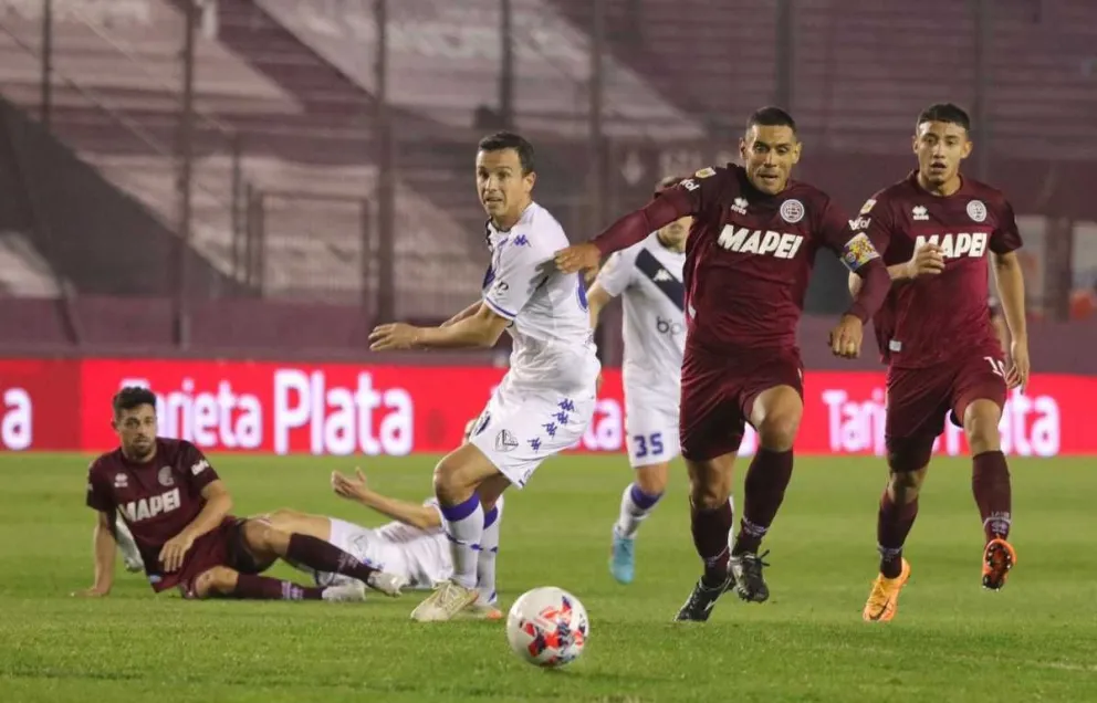 Lanús y Vélez empataron en el sur