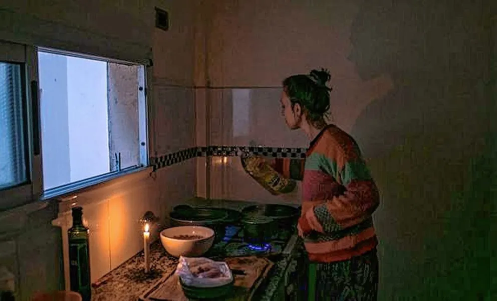 Este viernes cortarán la luz en algunos barrios de zona norte