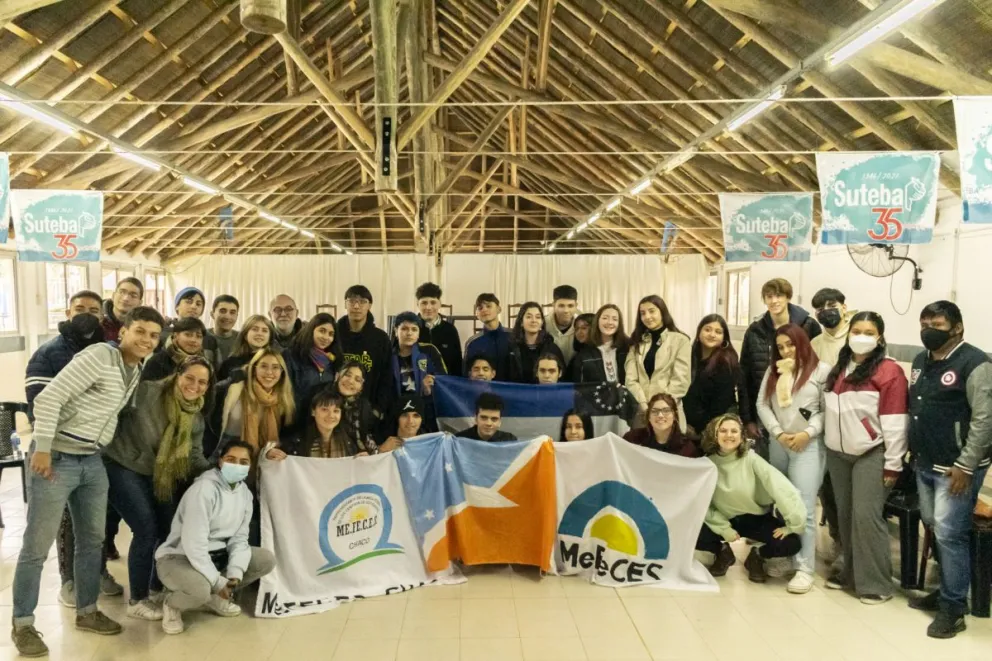 Se realizó el primer Encuentro de Centros de Estudiantes con la participación de jóvenes de 15 provincias   