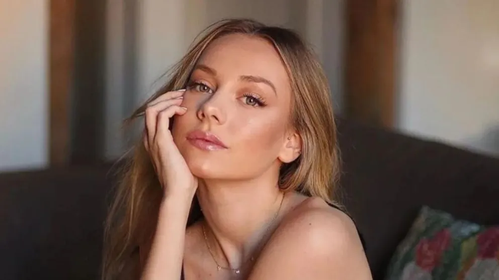 Ester Expósito y la explosiva foto donde aparece completamente encuerada 