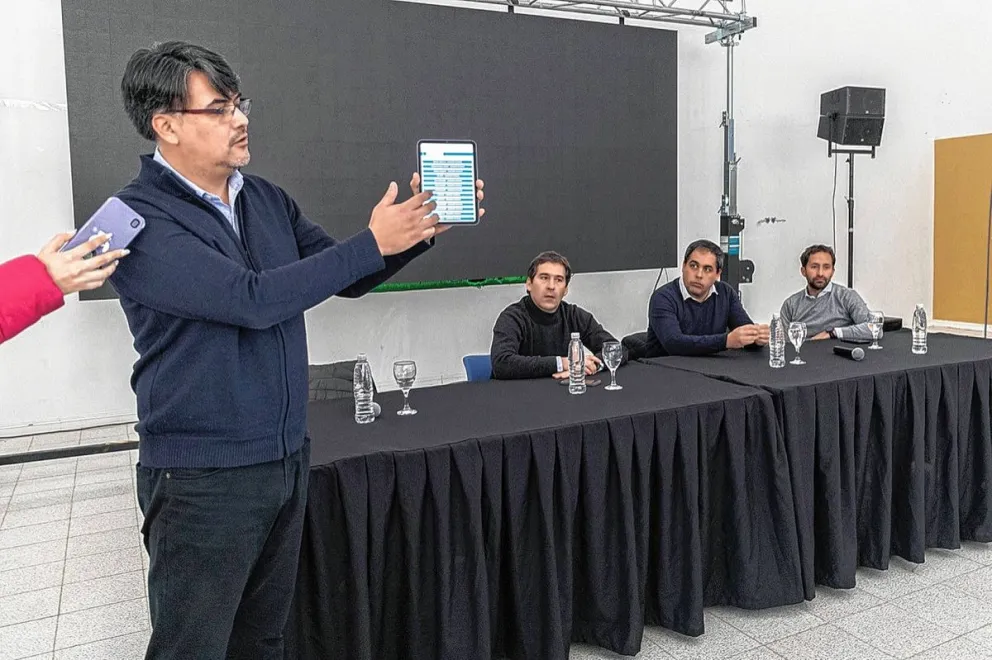 El Municipio presentó su nueva app de transporte público