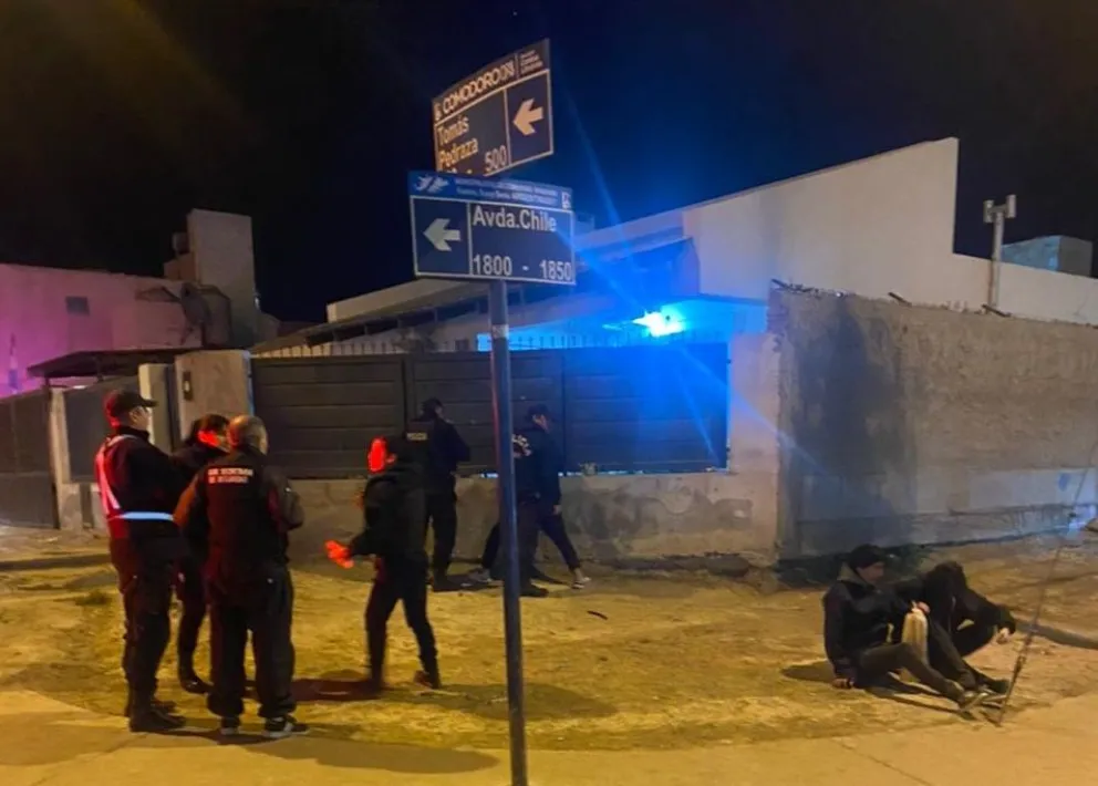 Quiso robarle a una pareja y terminó detenido