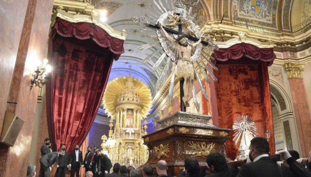 Se realizará la entronización del Señor y la Virgen del Milagro