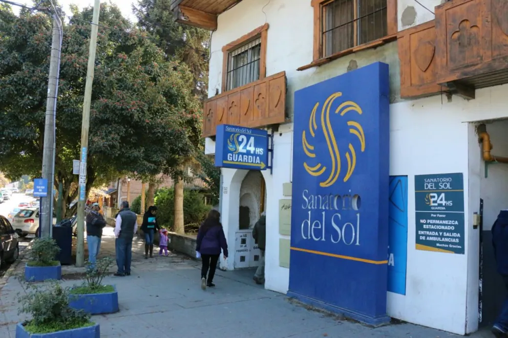 Ordenan indemnizar a enfermera que estaba mal registrada y cobraba menos 