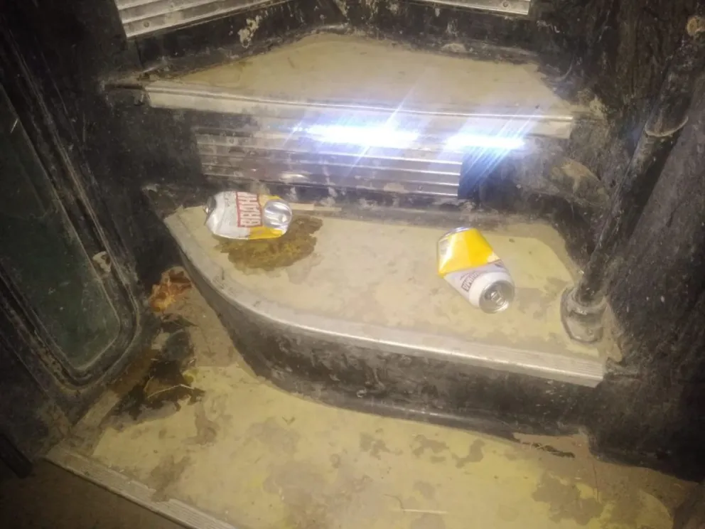 En un control detuvieron un micro proveniente de una chacra: lleno de cervezas y con el conductor alcoholizado  