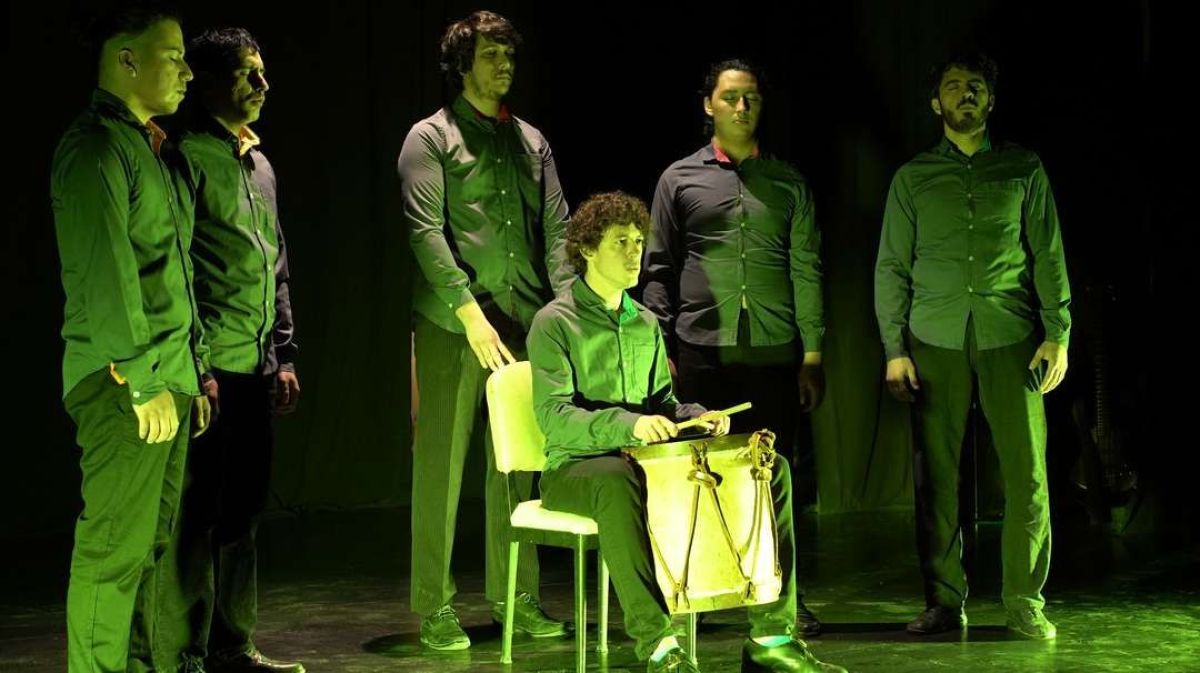 La Jauría presenta "Cantos de la tierra" en el Teatro de la Biblioteca Sarmiento