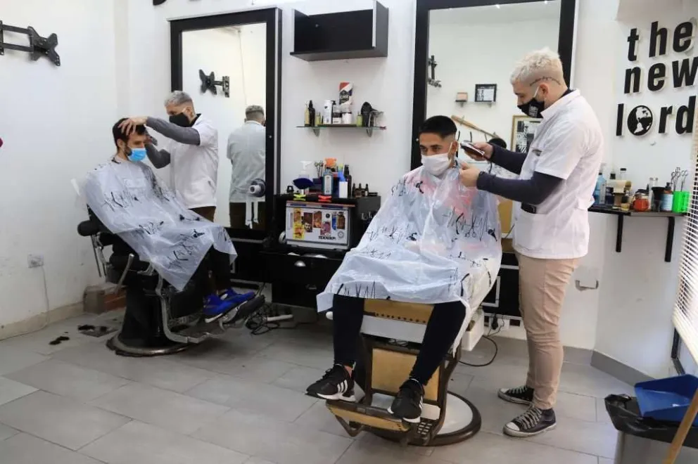 La llamativa norma para los peluqueros de una ciudad de Italia que sufre de sequía