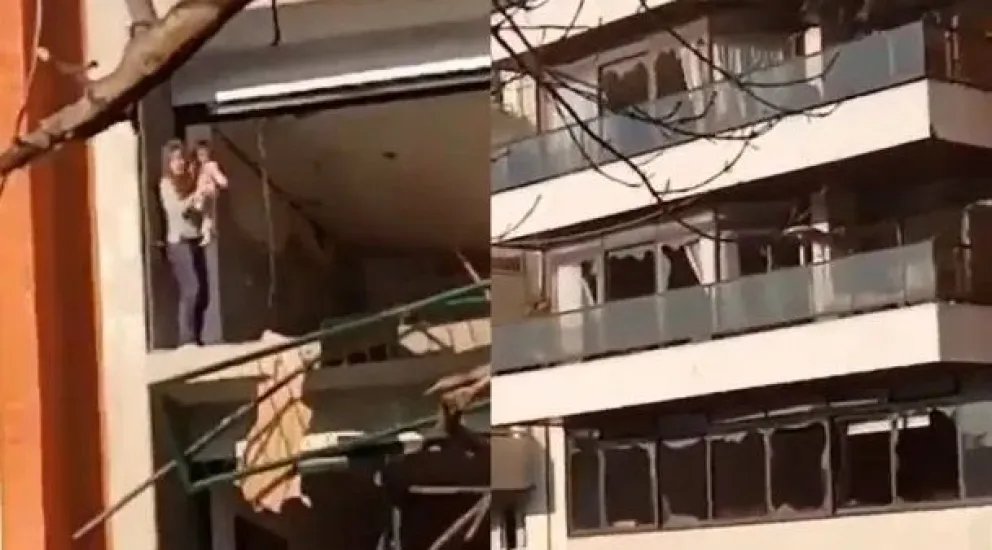 Imágenes impactantes de la fuerte explosión en un edificio de Uruguay: hay heridos y evacuados