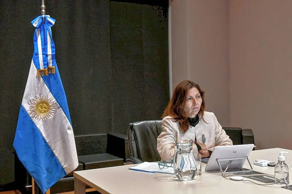Batakis mantiene su agenda en Estados Unidos aunque no viaje el Presidente