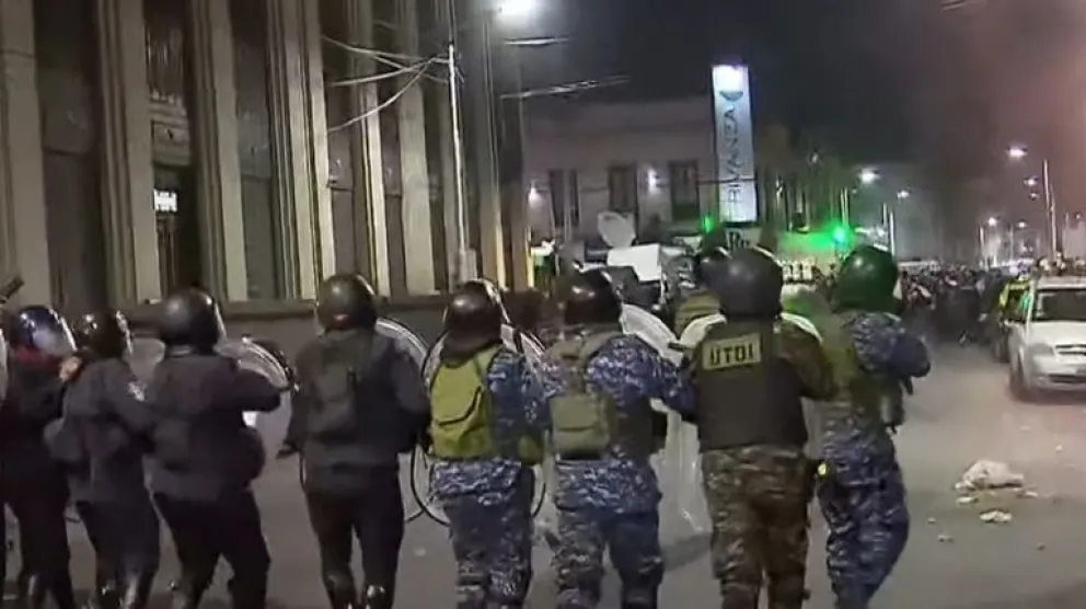 |VIDEO|Tensión en Independiente: los hinchas se autoconvocaron para pedir elecciones