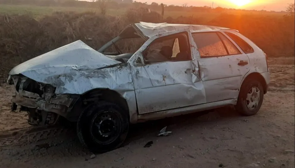 Fatal accidente: empleado municipal perdió el control de su vehículo y terminó dando vueltas