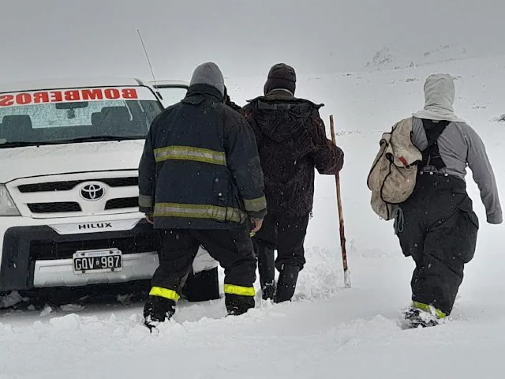 Montaron un operativo de rescate para poner a resguardo un adulto mayor en Fita Timen