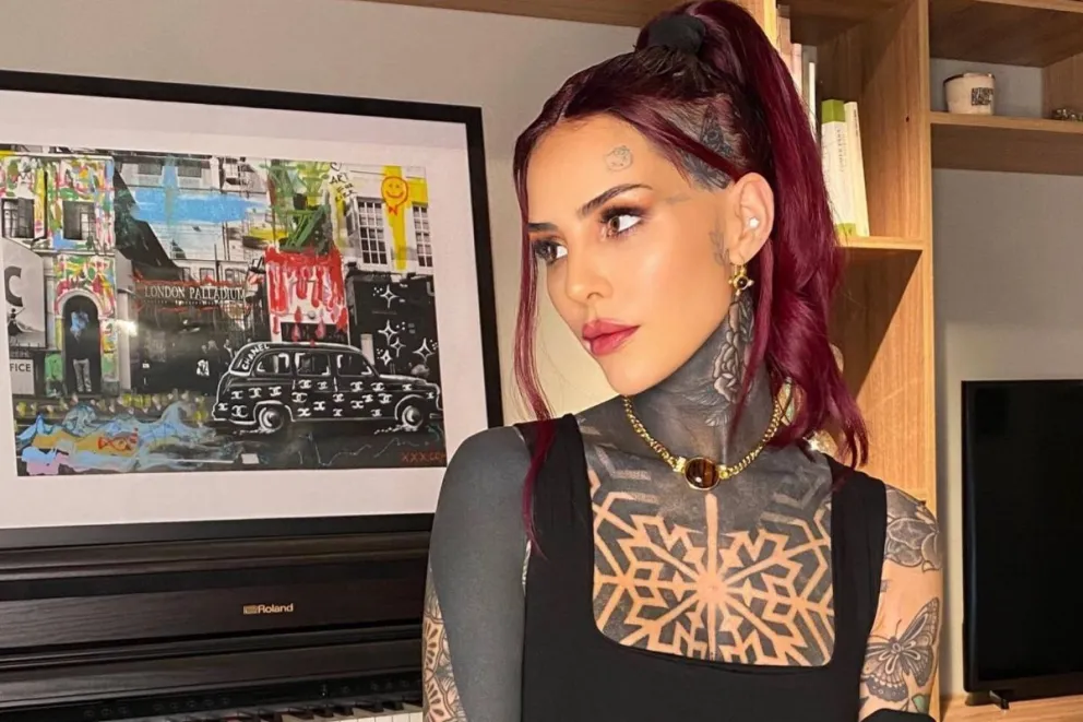 Cande Tinelli reveló cuál es su extraña cartera favorita: ¡es de peluche!