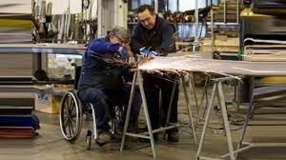 las personas con discapacidad pueden ser capacitadas para el empleo