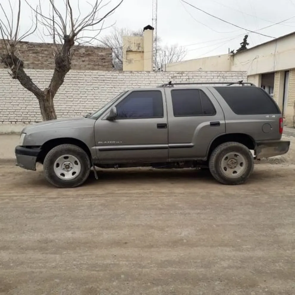 Recuperan una camioneta con pedido de secuestro por robo