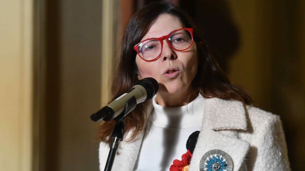 Batakis viaja Estados Unidos a reunirse con la directora del FMI