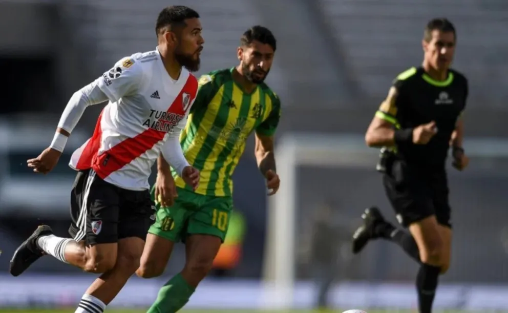 River se enfrenta a Aldosivi: hora, por dónde verlo y formaciones 
