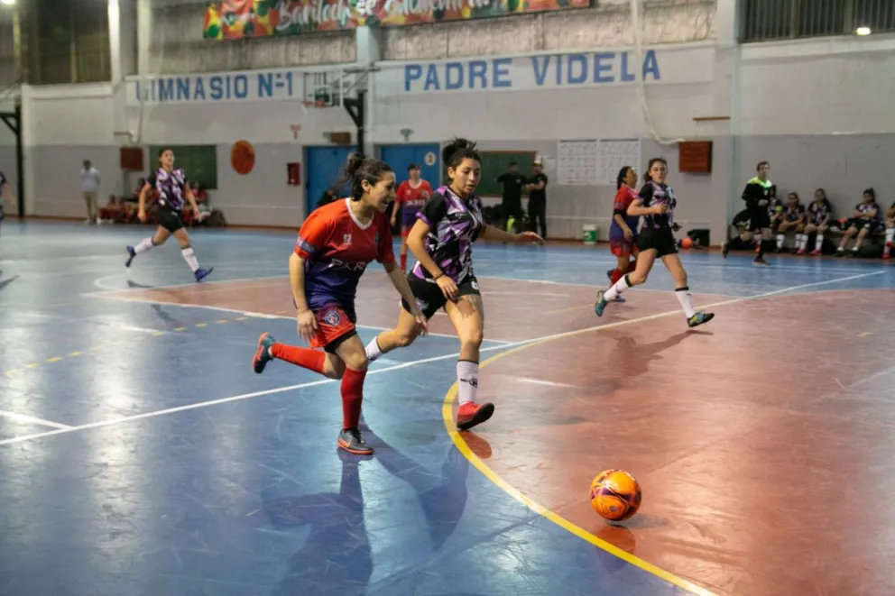 La poderosa Liga Municipal femenina sale a escena