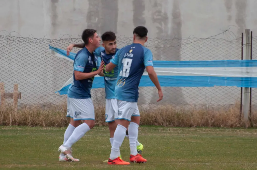 Las sensaciones tras la goleada: "hicimos un partido completo en todas las líneas", dijo Escobares