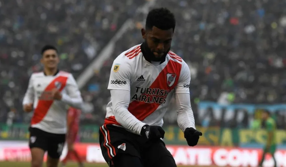 River goleó a Aldosivi en una ráfaga y con un Borja intratable