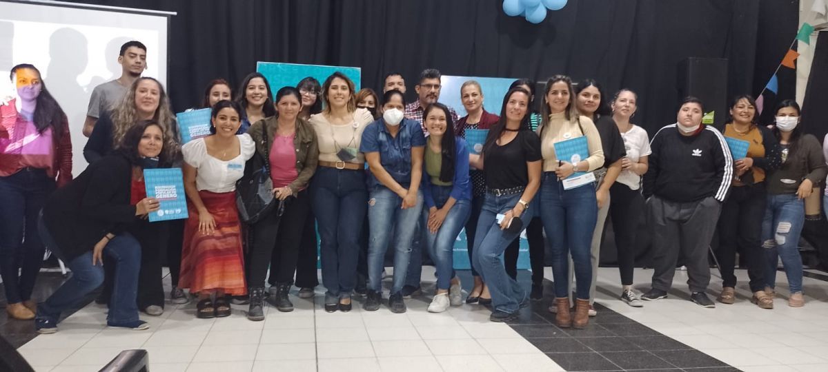 Inició la Escuela Municipal de Formación Popular de Género