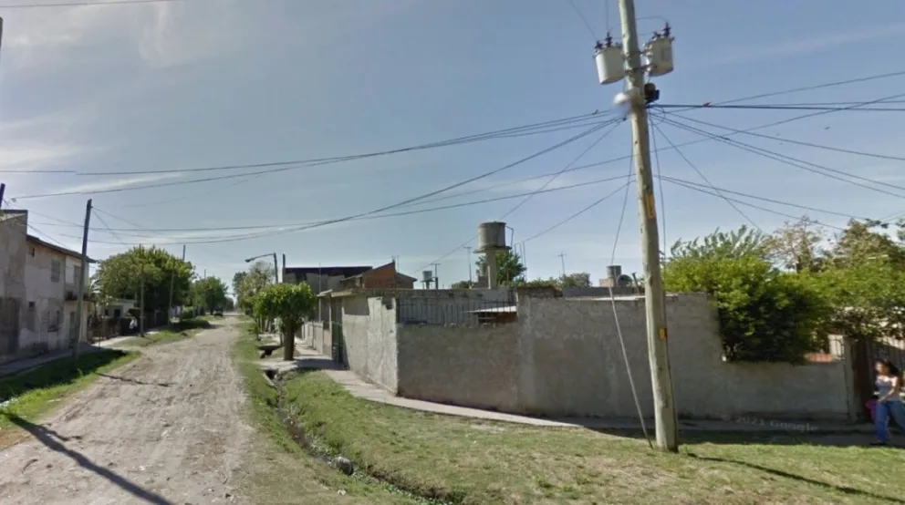 Mató a su abuelo a golpes y quedó detenido cuando volvió a la escena del crimen