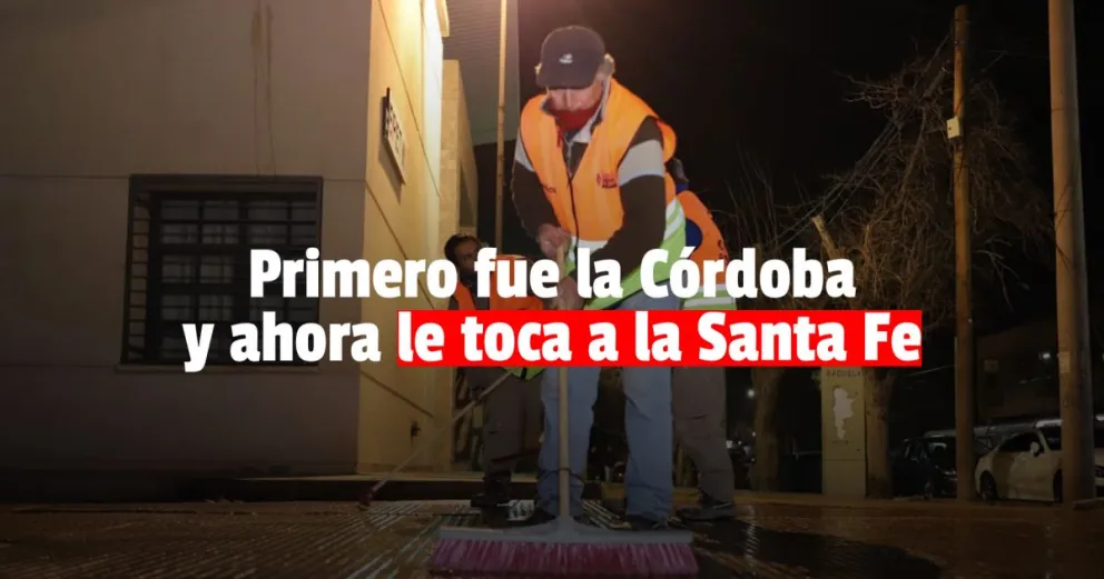 Sigue el lavado de veredas en Capital 
