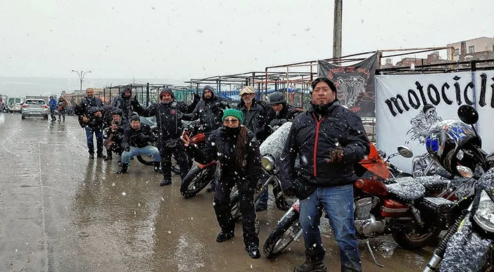 Expo Motos en la Saladita soportó la nieve