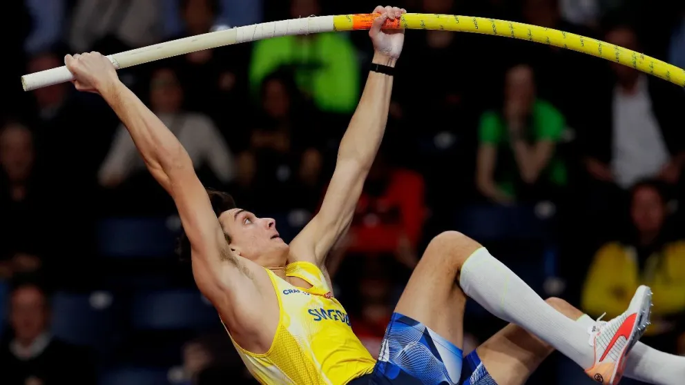 Increíble: Armand Duplantis hizo historia al romper su propio récord mundial
