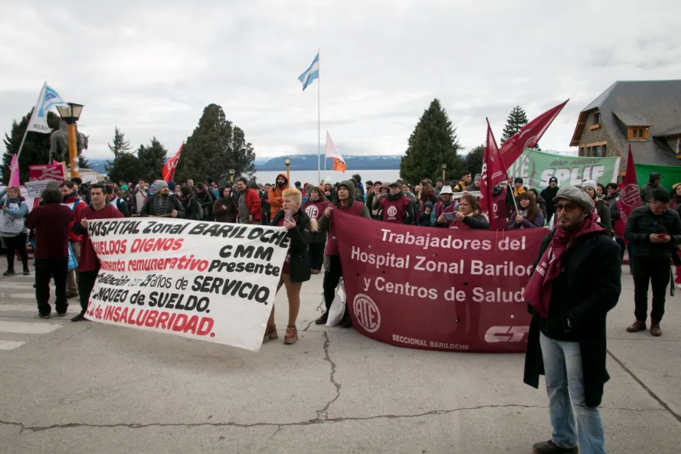 Gremios estatales se manifestaron en el Centro Cívico
