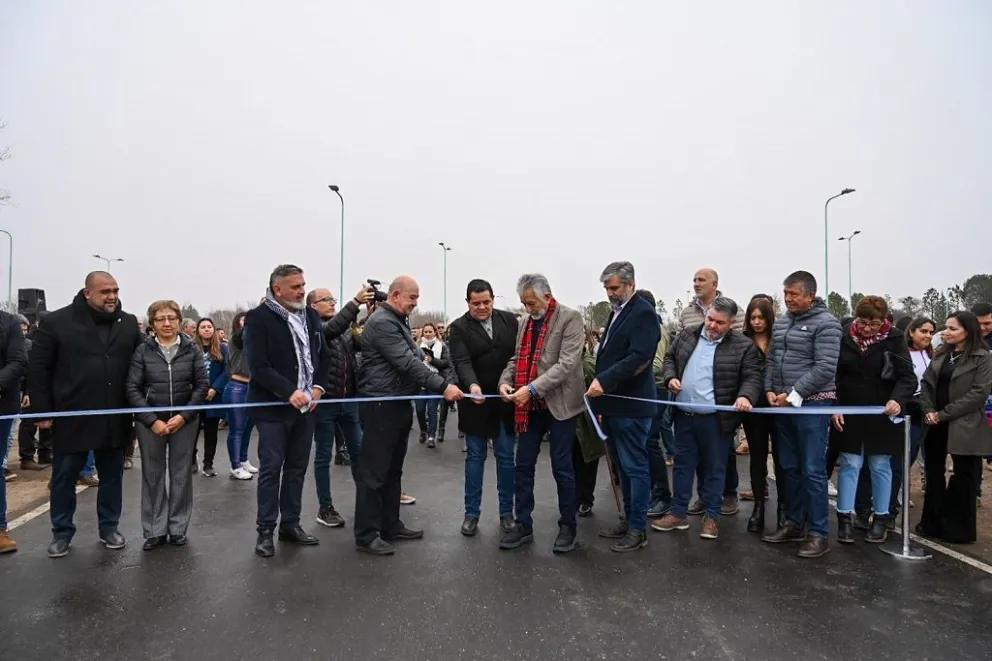 El gobernador inauguró la repavimentación de la Ruta Provincial N°17