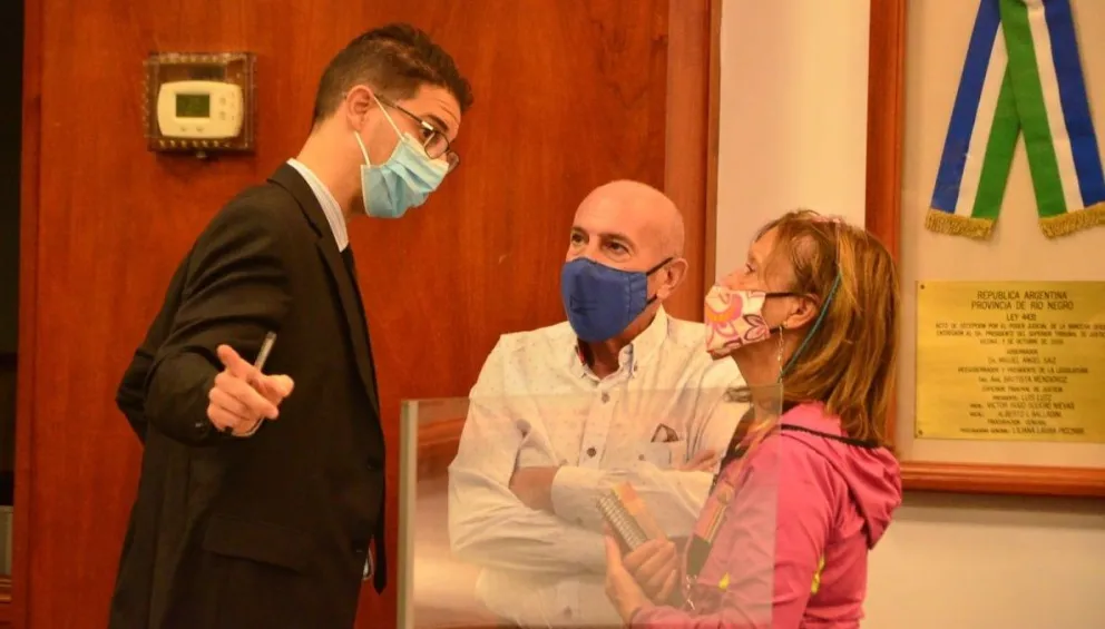 El Ministerio de Desarrollo Humano también denunció estafas por parte de los dueños de Siglo XXI
