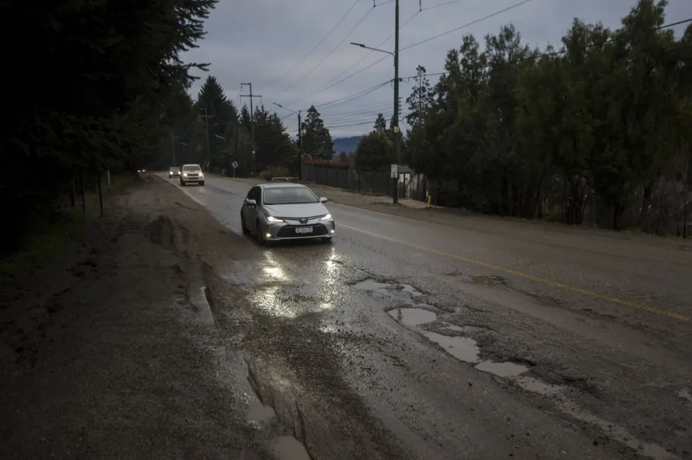Hoy comienzan las obras de bacheo en avenida Pioneros