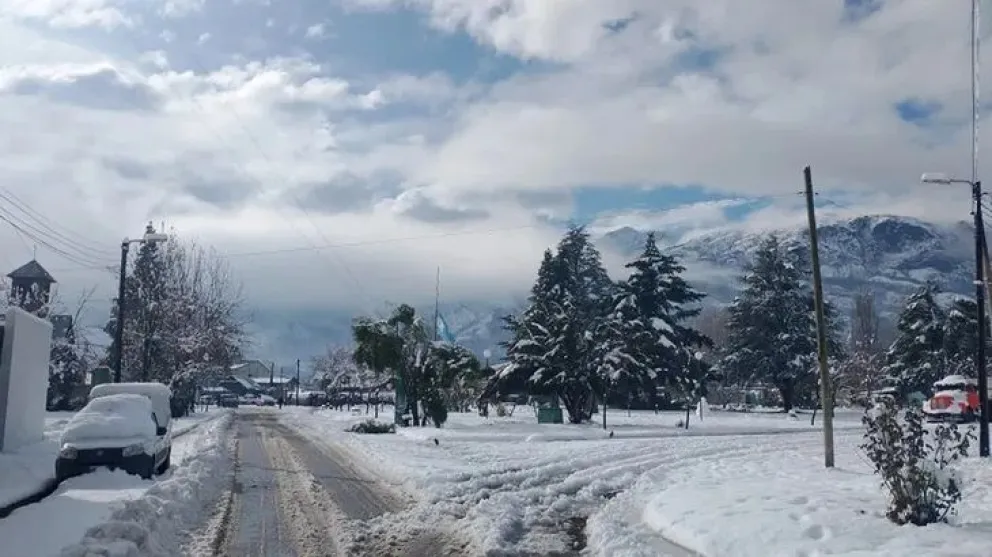 Chubut declaró la emergencia climática por el fuerte temporal de nieve