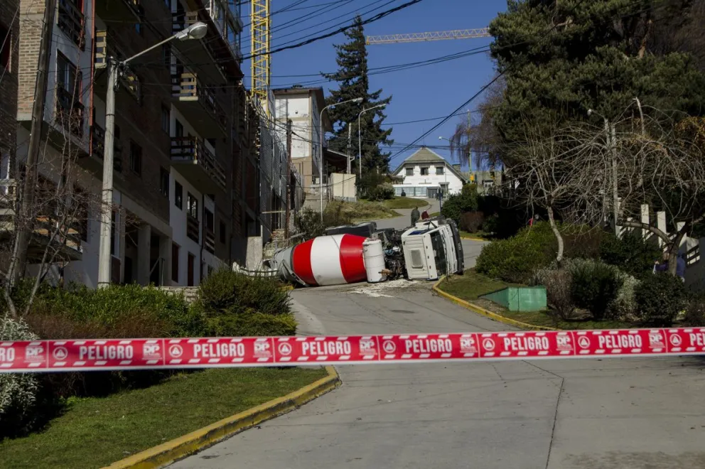 Impresionante vuelco en la bajada de John O´Connor