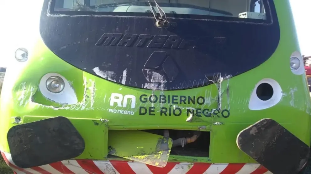 Un camión chocó contra el Tren Patagónico cuando hacía pruebas en Bariloche