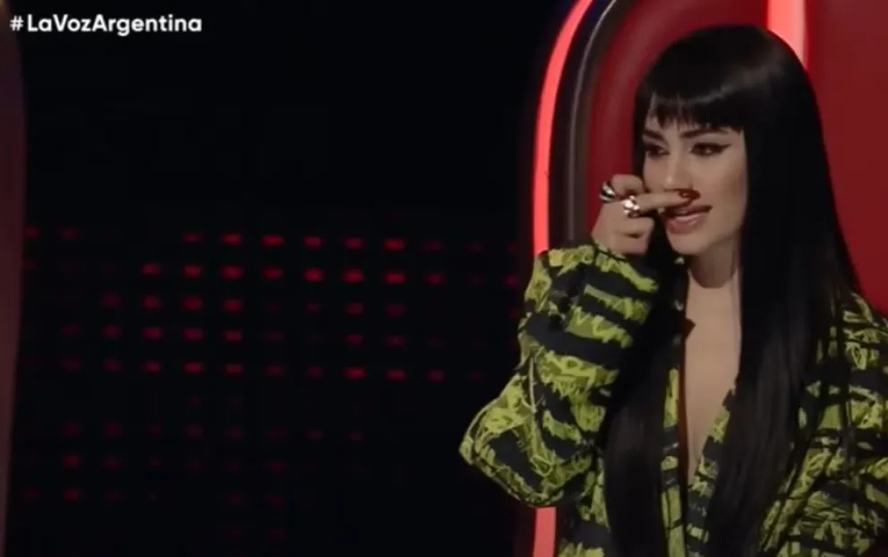 Video: Lali se emocionó al hablar de su carrera y dio un gran mensaje a las participantes de La Voz