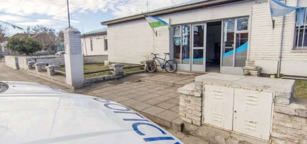 Robó una camioneta, viajó más de 50 kilómetros y abandonó el vehículo en Roca