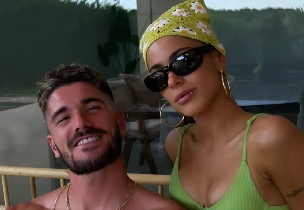 Lujosas vacaciones: las fotos de Tini y Rodri De Paul en un yate en Ibiza