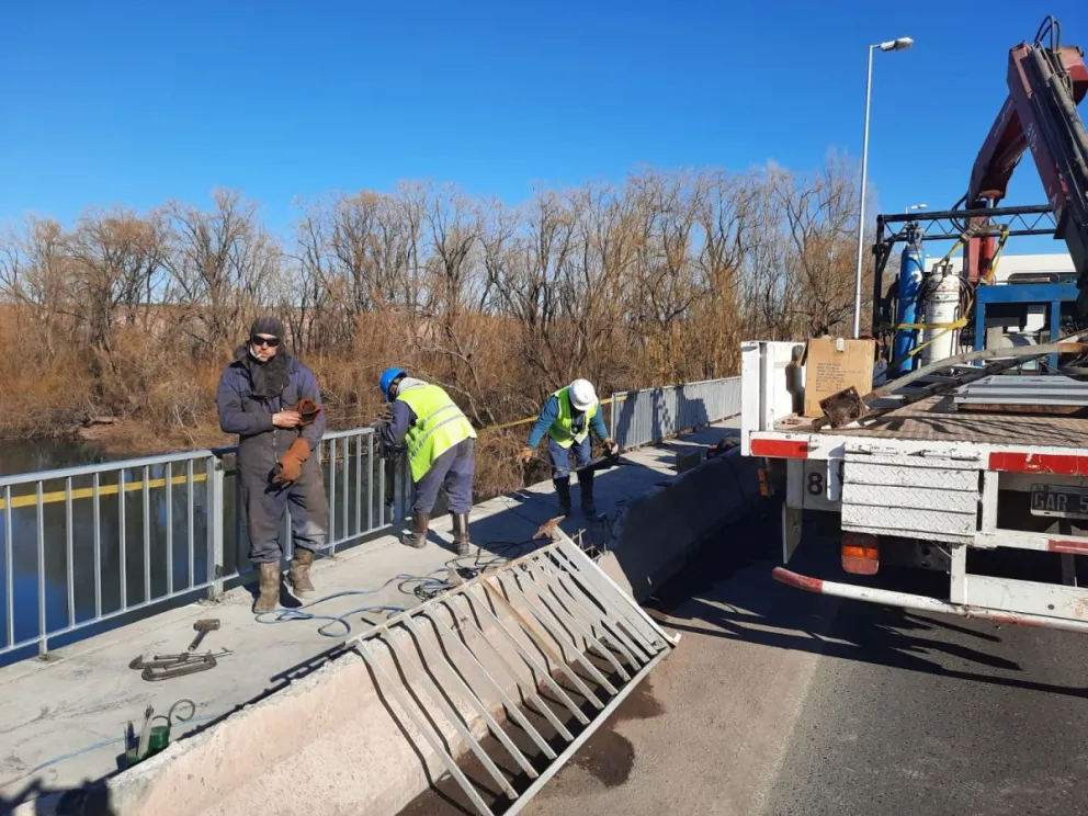 ¡Se pusieron las pilas y arreglaron las barandas del tercer puente!