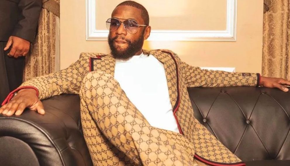 Mayweather, en problemas por excéntrico regalo que le dio a su nieto