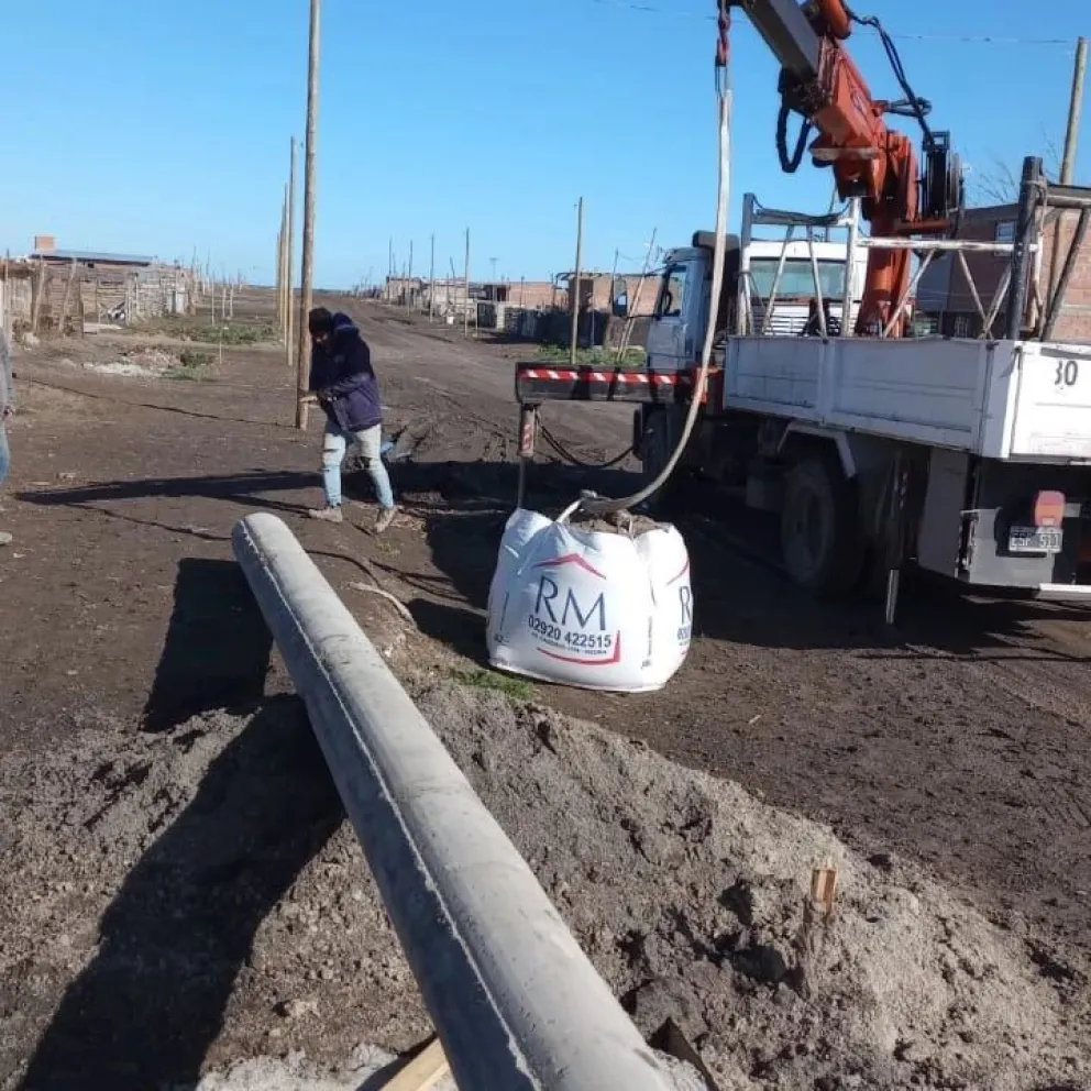 Avanza la obra de red eléctrica en el barrio 30 de Marzo