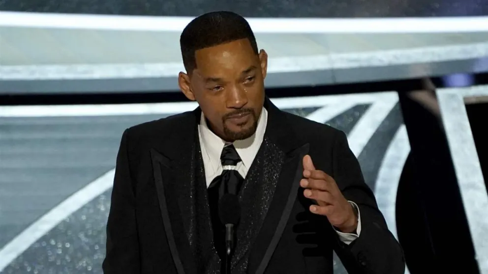 Will Smith se disculpó por agredir a Chris Rock en los Oscar: qué dijo