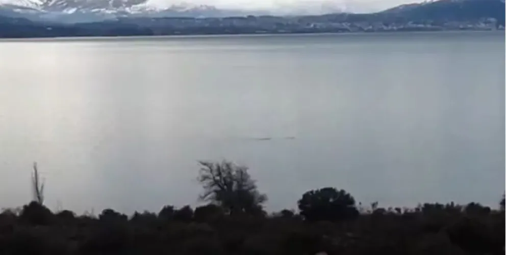 Apareció una figura misteriosa en el Nahuel Huapi: la opinión de un experto