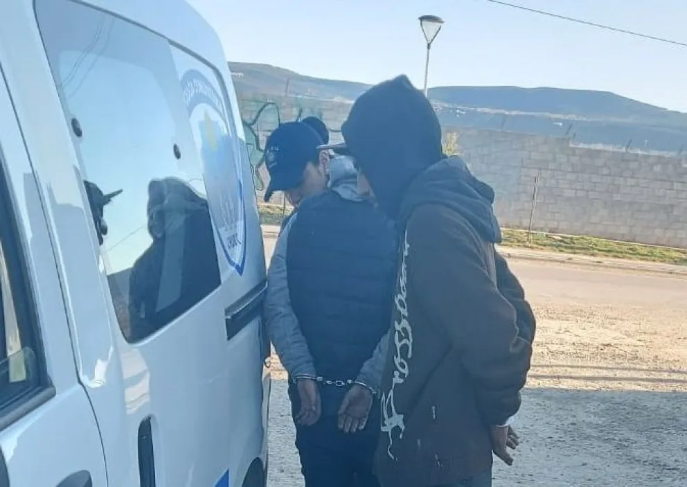 Robaron una hidrolavadora y fueron aprehendidos