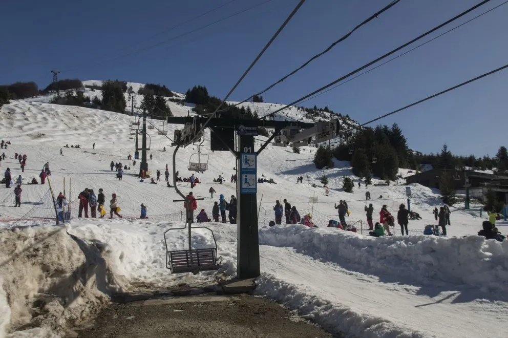 El cerro Catedral permanecerá cerrado este domingo