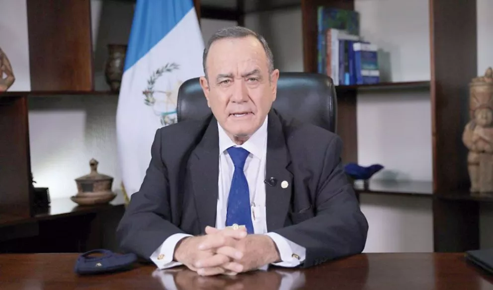 El presidente de Guatemala  salió ileso de un ataque a tiros 