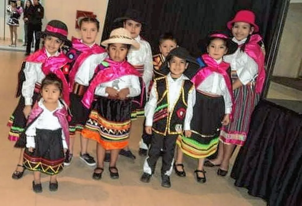 Perú celebra sus fiestas patrias con un gran encuentro cultural