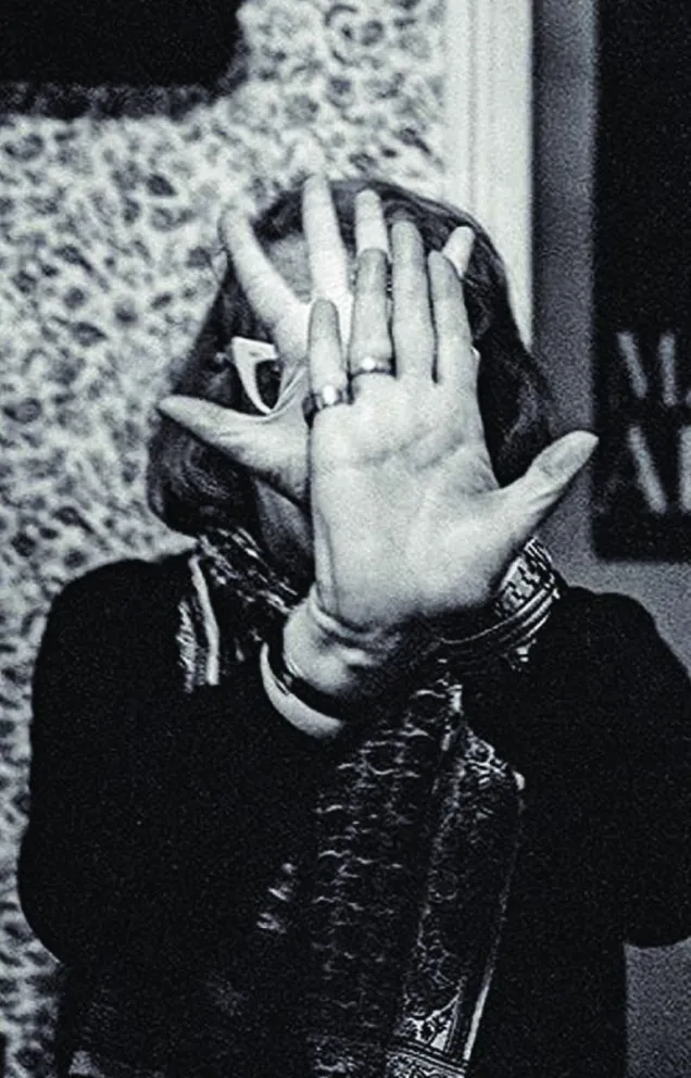 Silvina Ocampo frente al espejo