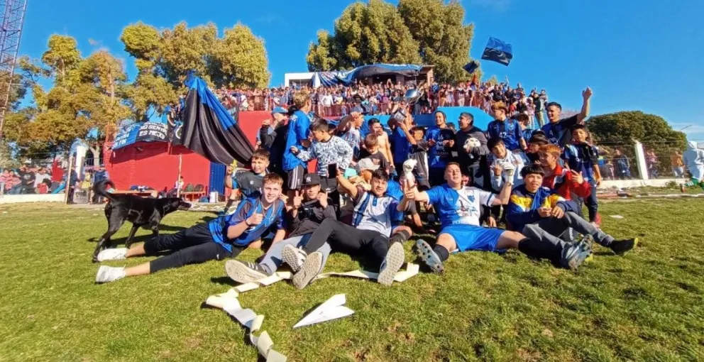 El fútbol siempre le da una alegría al barrio Guido: fueron campeones en Reserva